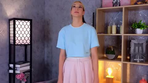 Mary online show from October 6, 7:22 pm
