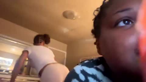 fatkewchiesusiee online show from July 21, 7:05 pm