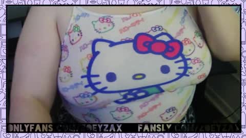 Zoey online show from December 5, 1:38 pm