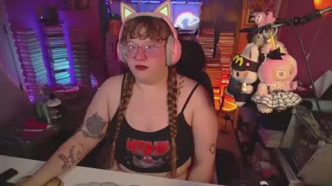 Snapshot of fatveronica chatting on July 31, 6:51 pm FatVeronica online show from July 31, 6:51 pm