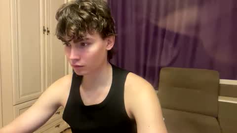 Snapshot of faustfrost chatting on November 16, 1:06 pm Faust online show from November 16, 1:06 pm