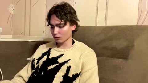 Snapshot of faustfrost chatting on December 4, 7:00 pm Faust online show from December 4, 7:00 pm