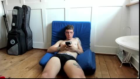 Snapshot of fausto896098 chatting on June 26, 1:48 pm fausto896098 online show from June 26, 1:48 pm