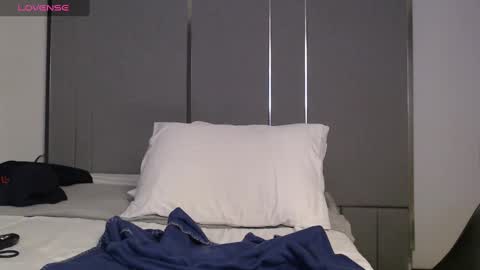 FAUSTO online show from December 11, 1:26 am