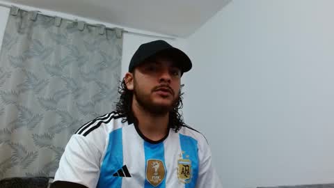 Snapshot of favid95 chatting on September 21, 4:47 am favid95 online show from September 21, 4:47 am