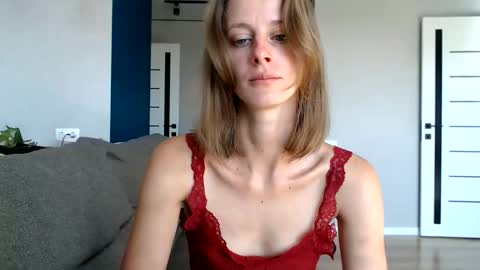 favoriteyour online show from May 25, 4:07 am