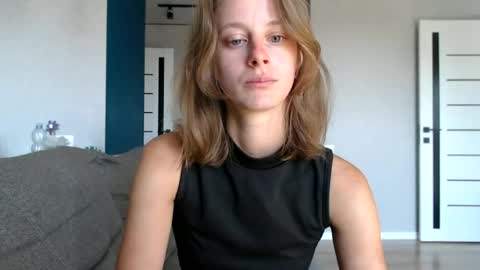favoriteyour online show from June 12, 4:33 am