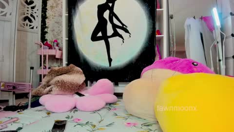 fawnmoonx online show from February 8, 10:39 am