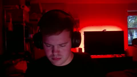 Chris online show from June 8, 12:25 am