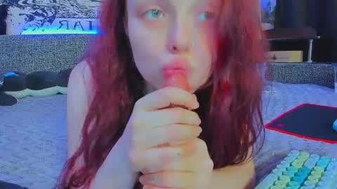 Diva online show from November 19, 2:11 am