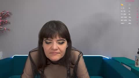 Laura online show from October 16, 4:19 pm