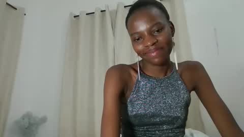 Snapshot of feetlovely507541 chatting on November 4, 6:18 pm feetlovely507541 online show from November 4, 6:18 pm