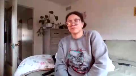 Soley online show from March 20, 10:36 pm