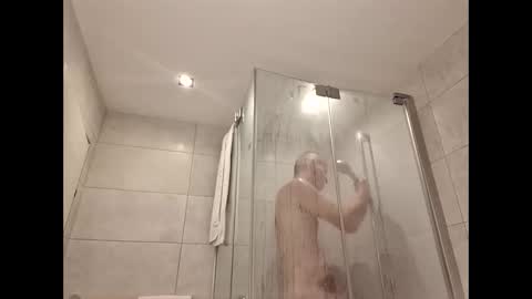 Snapshot of feetofflames26 chatting on November 5, 7:03 pm Max online show from November 5, 7:03 pm