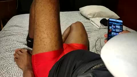 feetofmau online show from January 7, 4:26 am