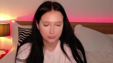 Snapshot of felicia_herceg chatting on November 8, 11:25 pm Felicia Herceg online show from November 8, 11:25 pm