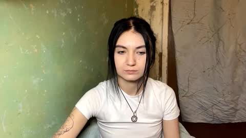 Lola online show from March 21, 8:56 pm