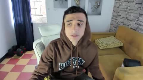 felipe colinss online show from April 8, 12:16 pm