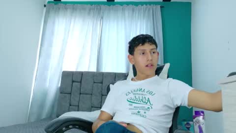 felipehotgonzalez online show from November 28, 6:10 pm