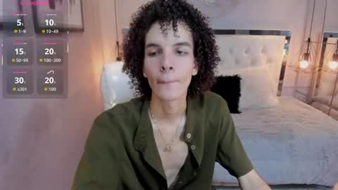 Snapshot of felix_haze chatting on June 21, 5:37 pm FELIPE online show from June 21, 5:37 pm