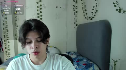 Snapshot of felix_leex chatting on December 27, 7:14 pm Felix leex online show from December 27, 7:14 pm