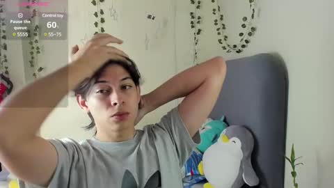 Snapshot of felix_leex chatting on February 13, 7:52 pm Felix leex online show from February 13, 7:52 pm
