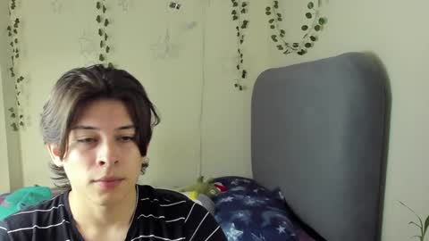Snapshot of felix_leex chatting on February 19, 8:10 pm Felix leex online show from February 19, 8:10 pm