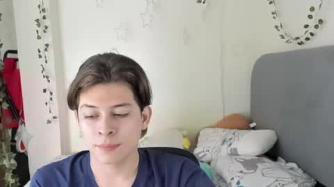Snapshot of felix_leex chatting on September 22, 7:05 pm Felix leex online show from September 22, 7:05 pm