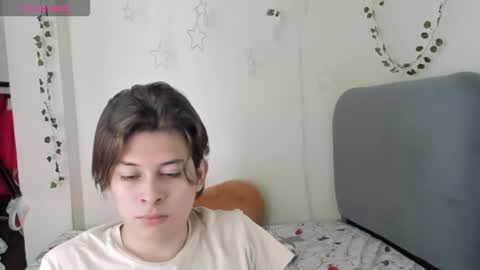 Snapshot of felix_leex chatting on October 3, 7:22 pm Felix leex online show from October 3, 7:22 pm