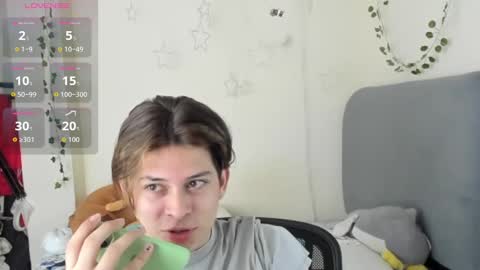Snapshot of felix_leex chatting on October 5, 6:39 pm Felix leex online show from October 5, 6:39 pm