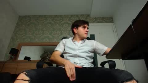 Snapshot of felixstark chatting on October 7, 4:20 am FelixStark online show from October 7, 4:20 am