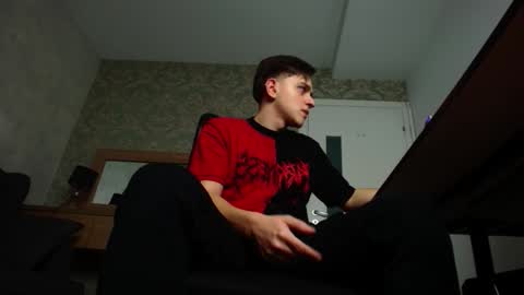 Snapshot of felixstark chatting on November 2, 4:59 am FelixStark online show from November 2, 4:59 am