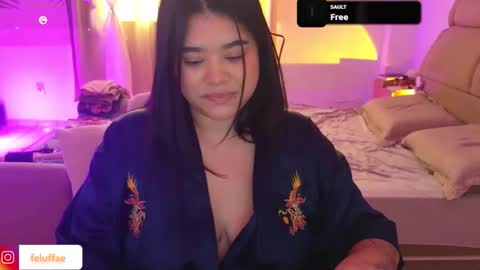 Snapshot of felurianfleurfae chatting on April 18, 6:45 pm felurianfleurfae online show from April 18, 6:45 pm