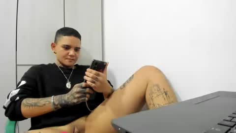 Snapshot of femboy666sixx_ chatting on July 28, 9:03 pm GABY666 online show from July 28, 9:03 pm