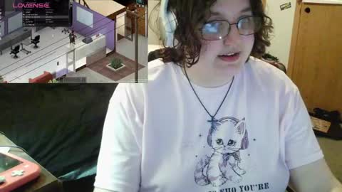 Snapshot of femcelsam chatting on June 29, 2:18 am femcelsam online show from June 29, 2:18 am