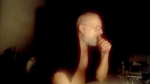 Snapshot of femdom_sub chatting on October 18, 7:58 pm femdom_sub online show from October 18, 7:58 pm