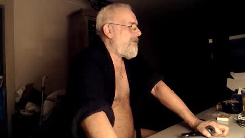 Snapshot of femdom_sub chatting on November 8, 7:23 pm femdom_sub online show from November 8, 7:23 pm