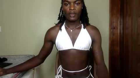 Snapshot of femmenigma chatting on April 12, 3:17 pm femmenigma online show from April 12, 3:17 pm