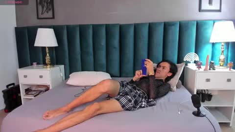 Snapshot of fenix_karoll chatting on March 7, 11:18 am Karol online show from March 7, 11:18 am