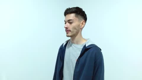 Snapshot of fenixtream chatting on December 6, 4:17 pm FeniXtream online show from December 6, 4:17 pm