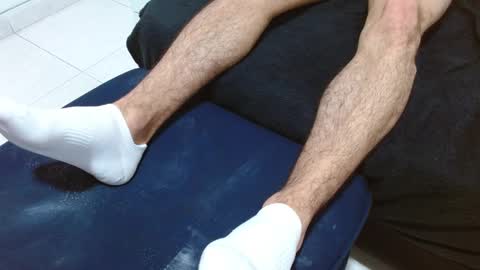 Snapshot of fenixtream chatting on December 27, 1:07 pm FeniXtream online show from December 27, 1:07 pm