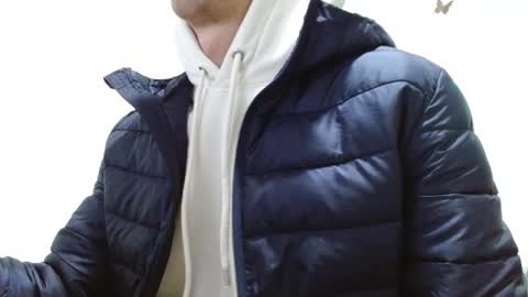 Snapshot of fenixtream chatting on January 4, 1:21 pm FeniXtream online show from January 4, 1:21 pm