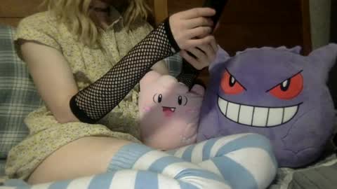 fenn88_ online show from July 15, 3:34 am