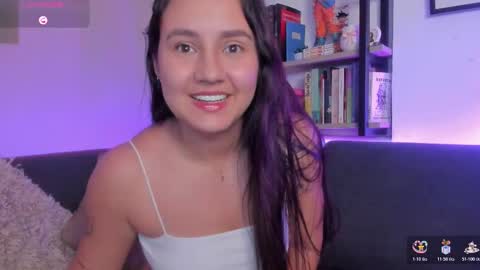 Snapshot of fer_dangerousbeauty chatting on February 16, 10:39 pm Fer Independent account online show from February 16, 10:39 pm