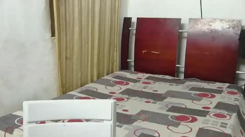 fer_luna online show from April 24, 1:08 am