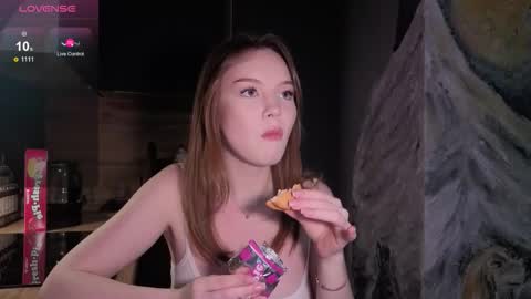 Snapshot of feral_berrys chatting on November 22, 3:22 pm Nancy online show from November 22, 3:22 pm