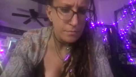 Snapshot of ferallux33x chatting on January 8, 6:16 am FeralLux33x online show from January 8, 6:16 am