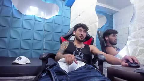 Daniel Fernando online show from February 6, 12:11 am