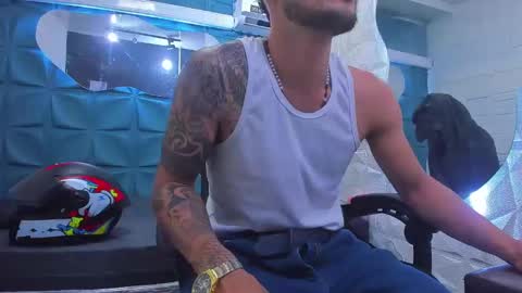 Daniel Fernando online show from March 5, 11:27 pm