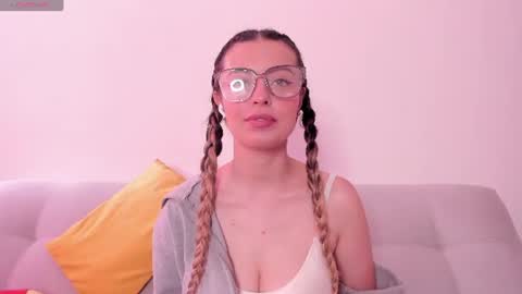 fernanda  online show from July 16, 3:29 pm
